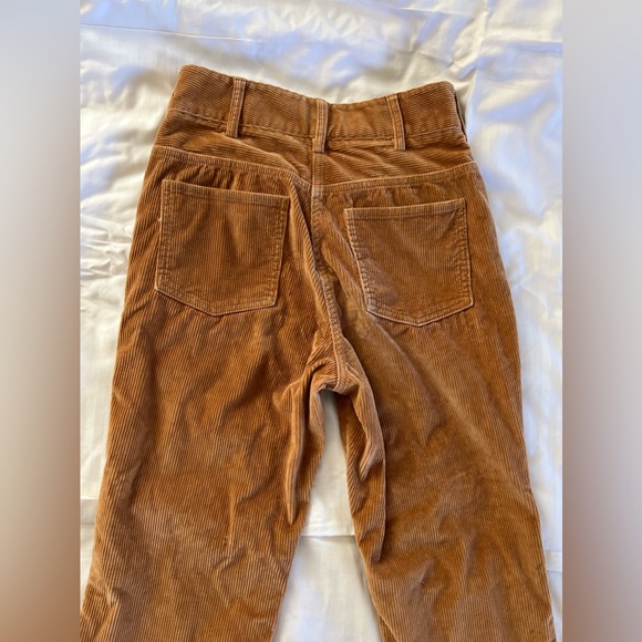 Babaton
Joey Pant
Golden Amber size 00 - Picture 11 of 16